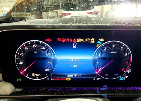 2025 Mercedes-Benz Gle 350 4Matic z USA, uszkodzony, nr VIN 4JGFB4FB5SB479507